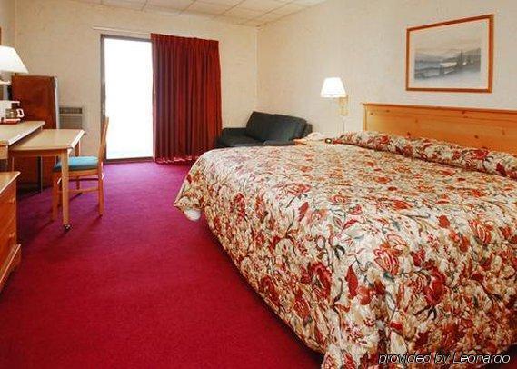 Econo Lodge Stewart International Airport New Windsor Exterior photo